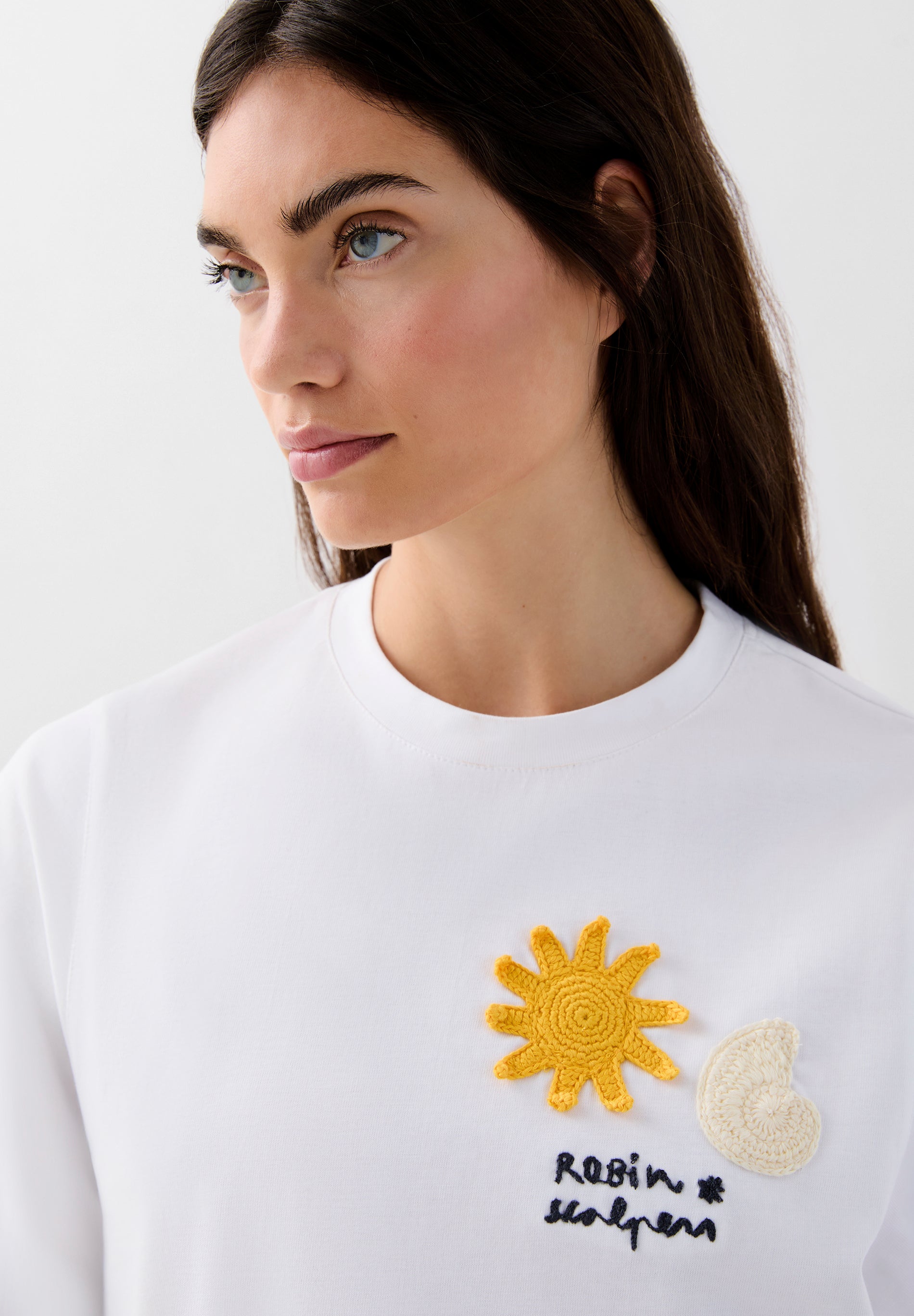 T-shirt à détails brodés