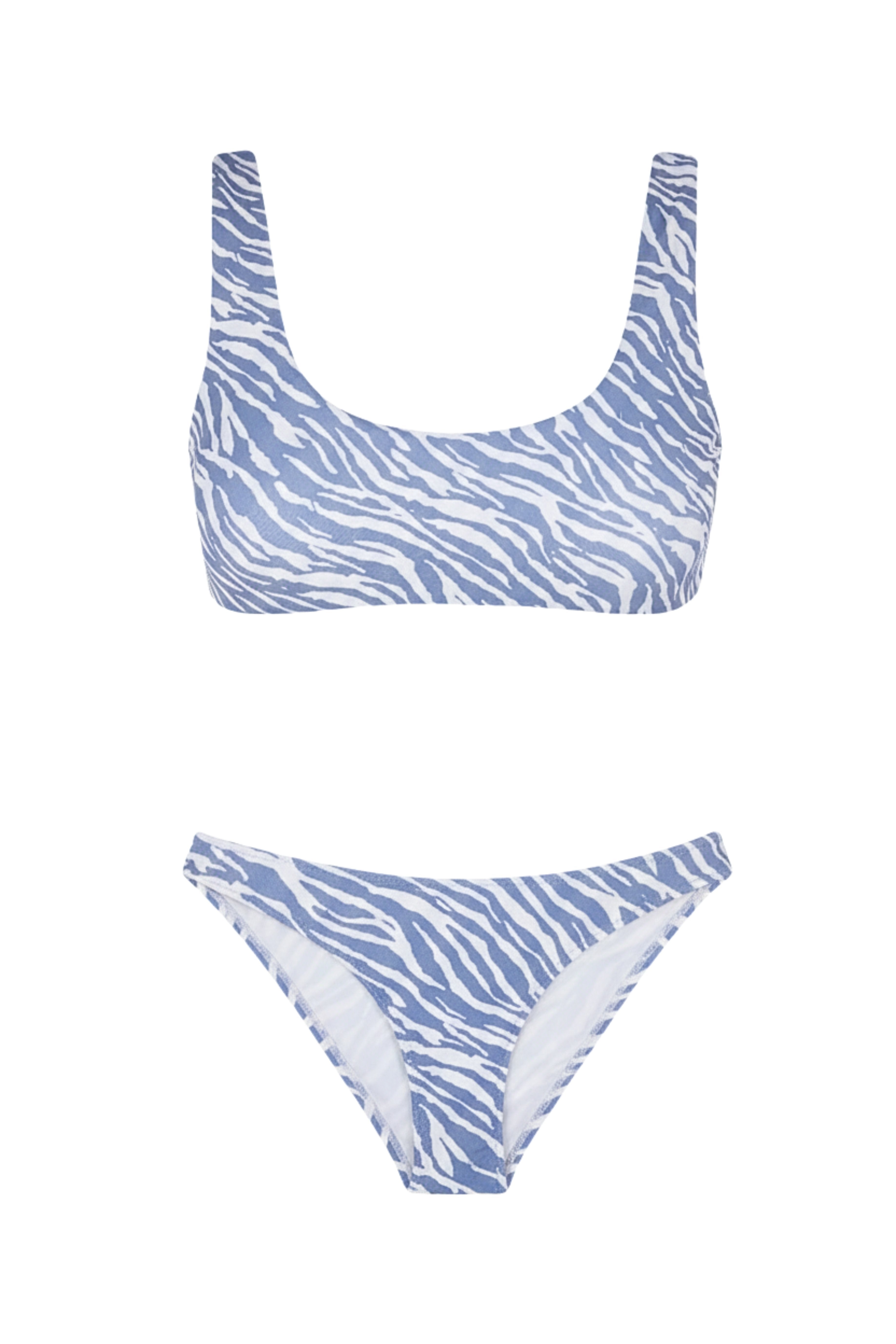 Bikini Runner Waves
