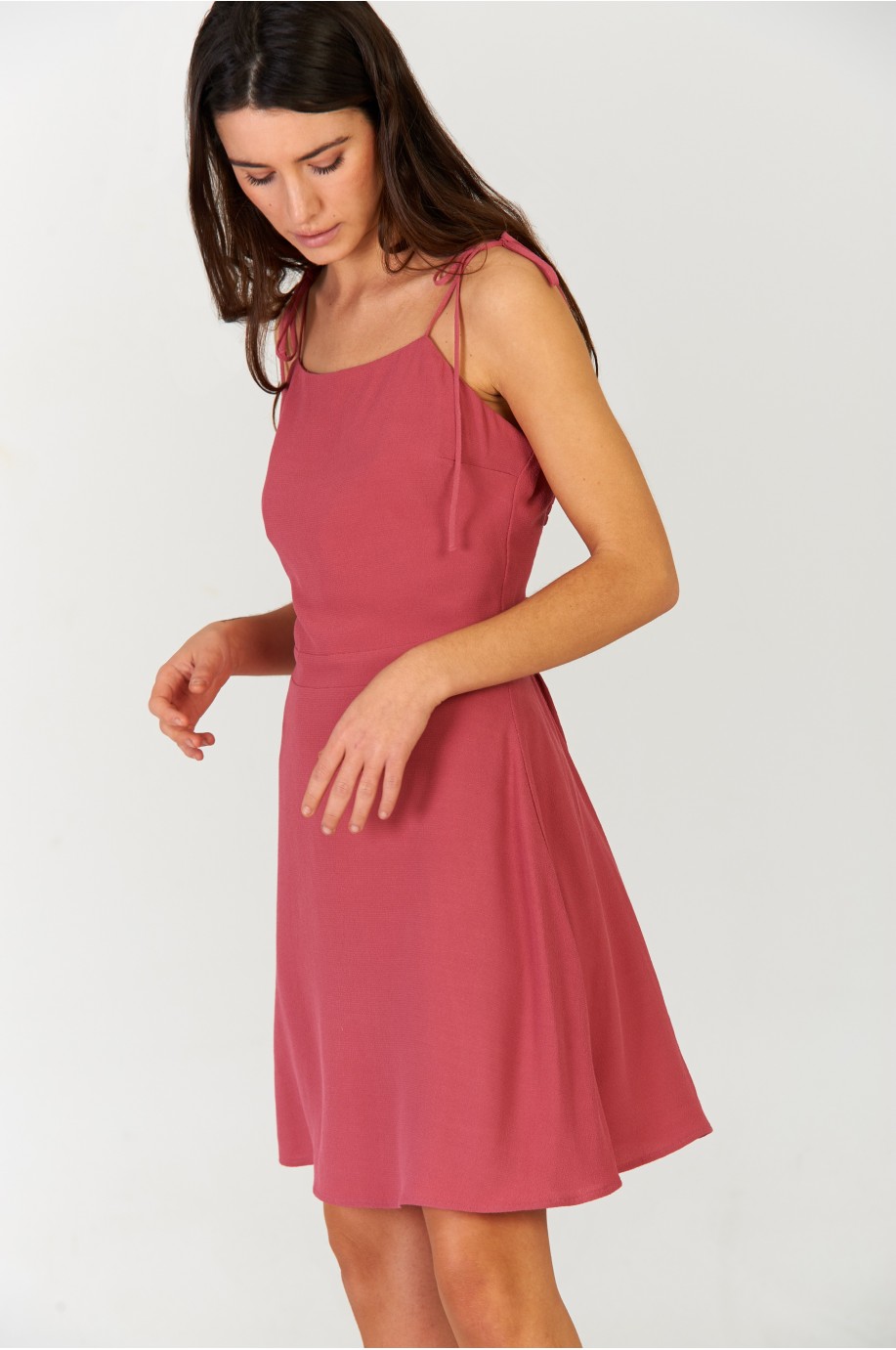 Vestido corto Marsala Vestido corto Marsala
