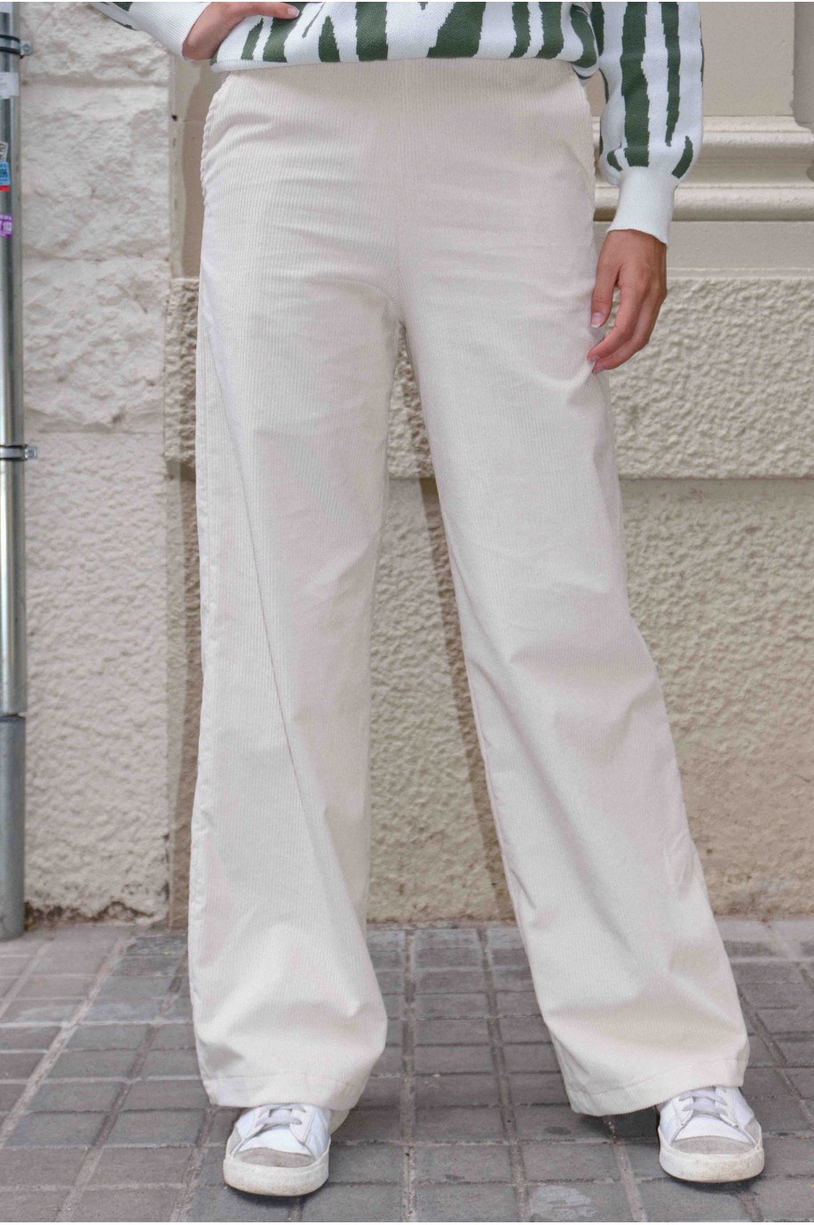 Pantalón pana Hunter Crudo - Robin Collection AW22 Pantalón pana Hunter Crudo - Robin Collection AW22