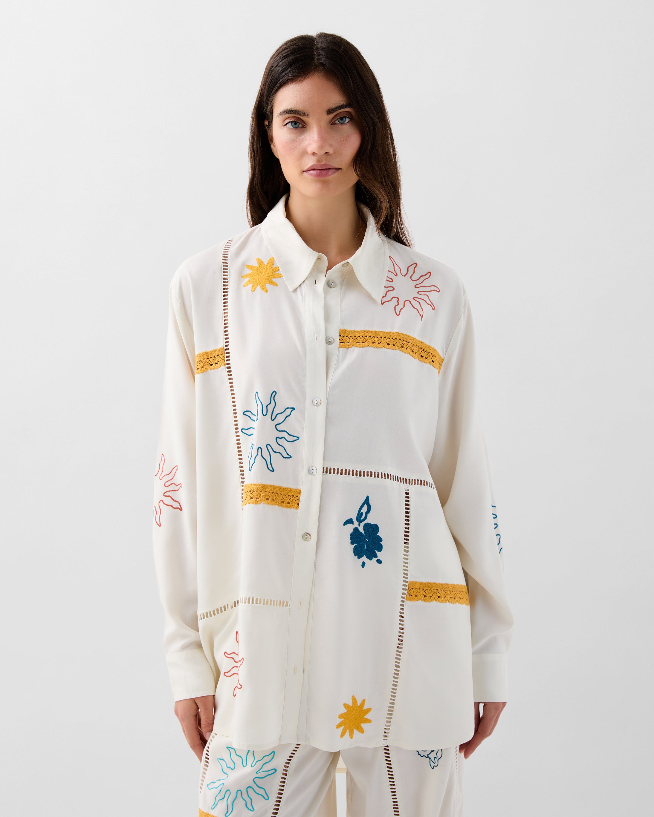 Camisa Relaxed Bordada